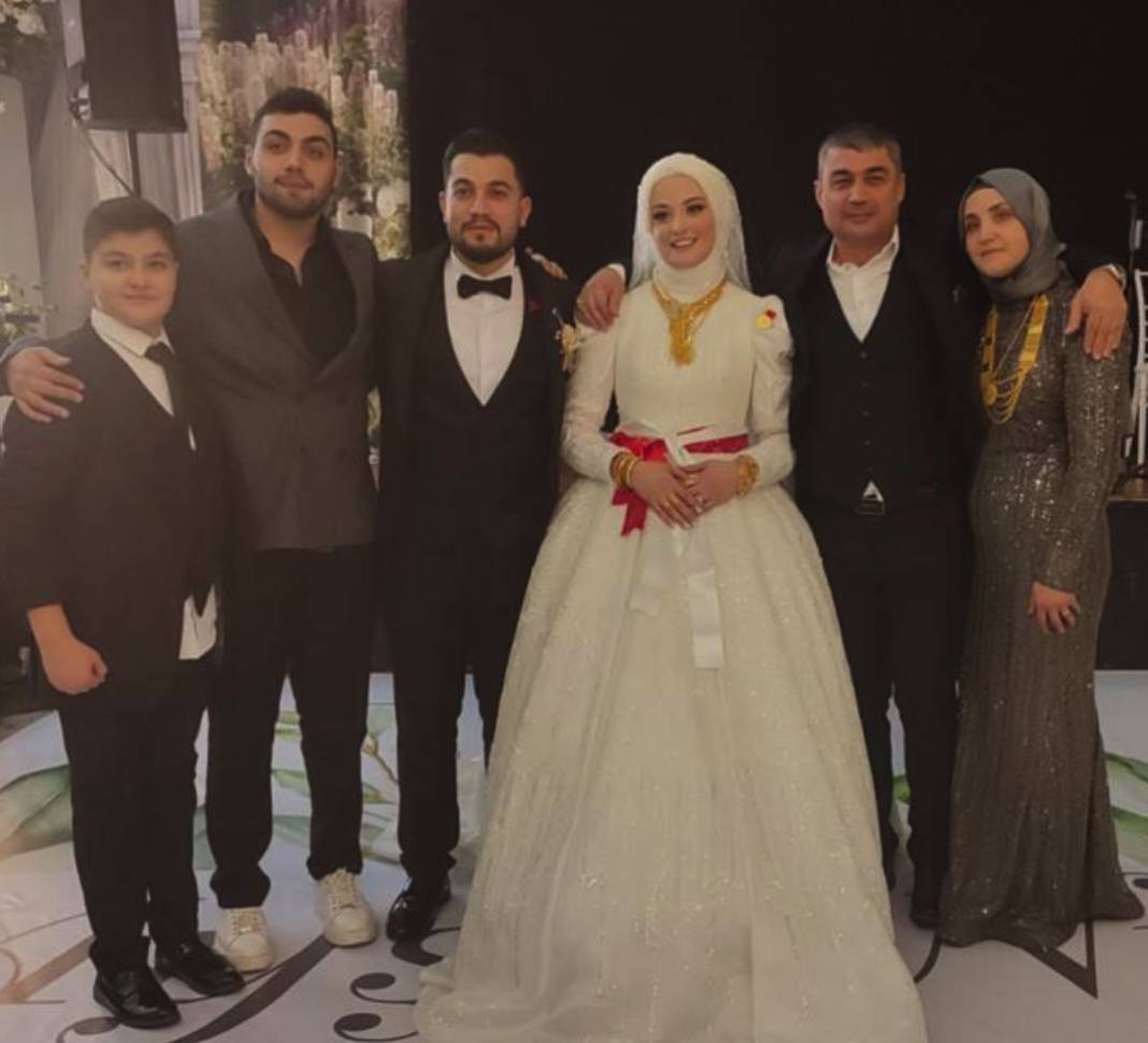 Gaziantep'te Muhteşem Düğün Ve Nikah! Mehmet Haz'a 30 Şahitli Bakanlı Nikah! Gaziantep'te Bu Düğüne 1500 Kişi Katıldı 4